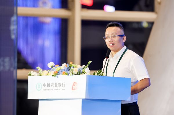 農(nóng)情億萬家 中國農(nóng)業(yè)銀行深化推進(jìn)“誠信、興商、惠民”主題消費(fèi)節(jié)